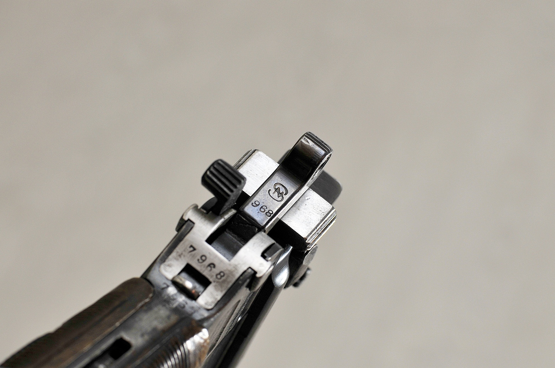 Pistolet Mauser C 96 „czerwona dziewiątka